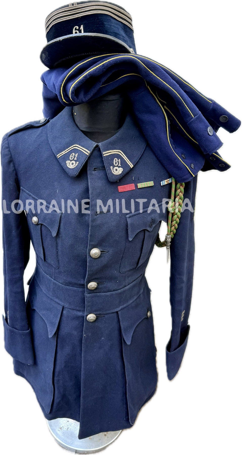 militaria : SUPERBE TENUE FRANÇAISE D'UN CAPITAINE DU 61 IÈME BATAILLON DE CHASSEUR A PIED